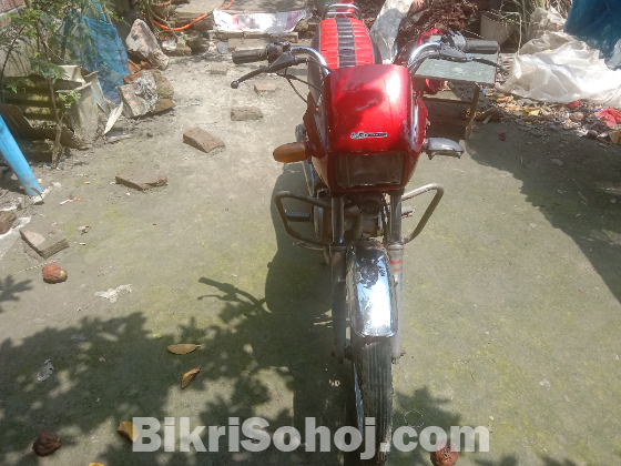 CT Bajaj boxer